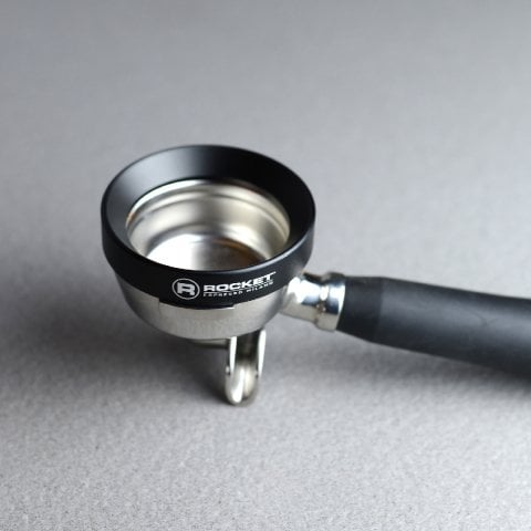 Rocket Magnetic Dosing Funnel Black