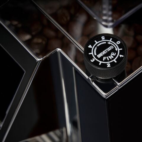 EUREKA MIGNON TURBO 16CR / MATT BLACK