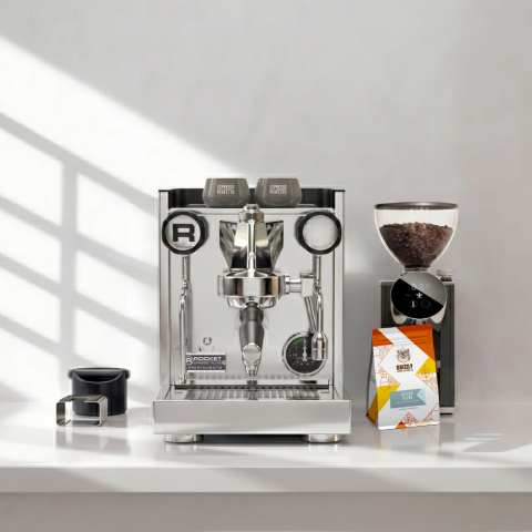 Rocket Appartamento TCA Black & LX Italia Newton 55 Siyah Barista Başlangıç Seti